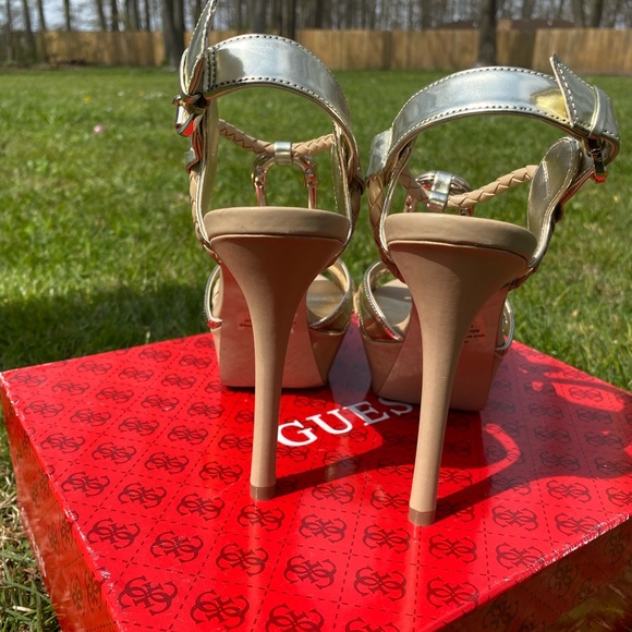 Guess GWDANCING High Heels, size 6.5 NEW - Picture 4 of 6
